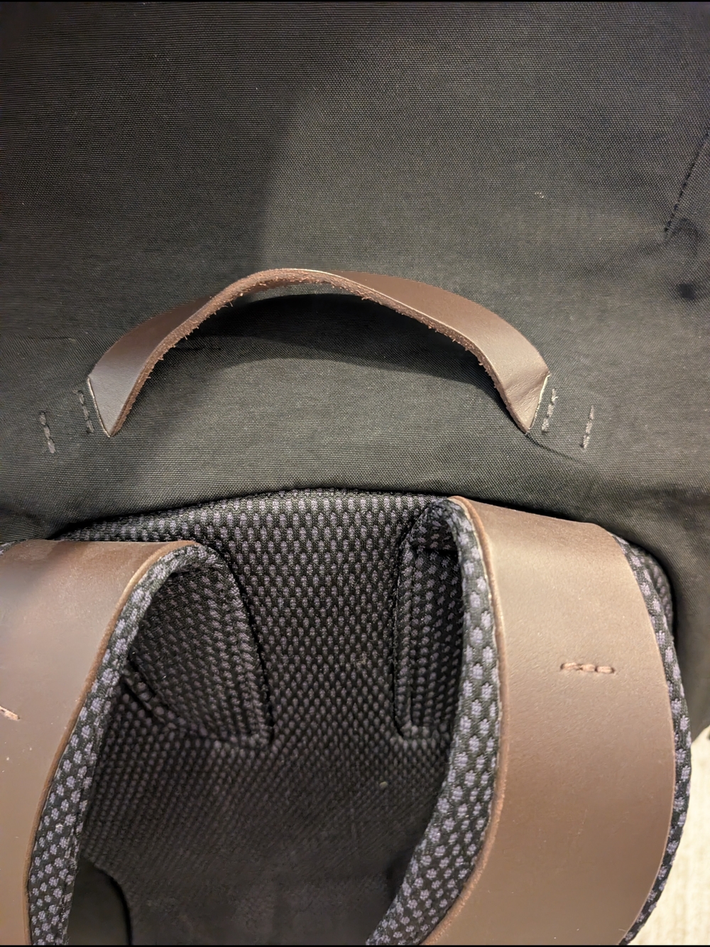 Men's Black/Brown Bellroy Backpack with Padded Mesh Back - Unbranded - Picture 9 of 13